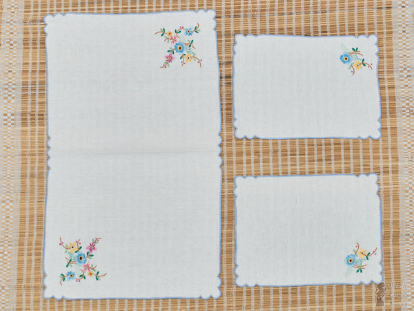 Hand Embroidered Duchess Set